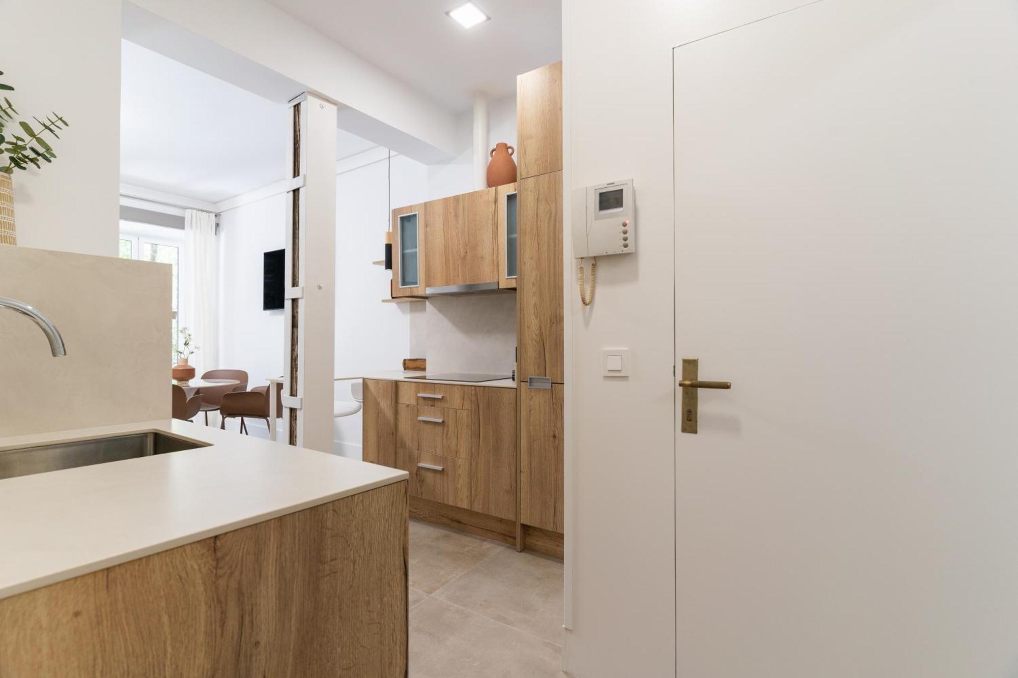 Modern And Bright-1Bedroom 2Bathrooms-La Latina Мадрид Экстерьер фото