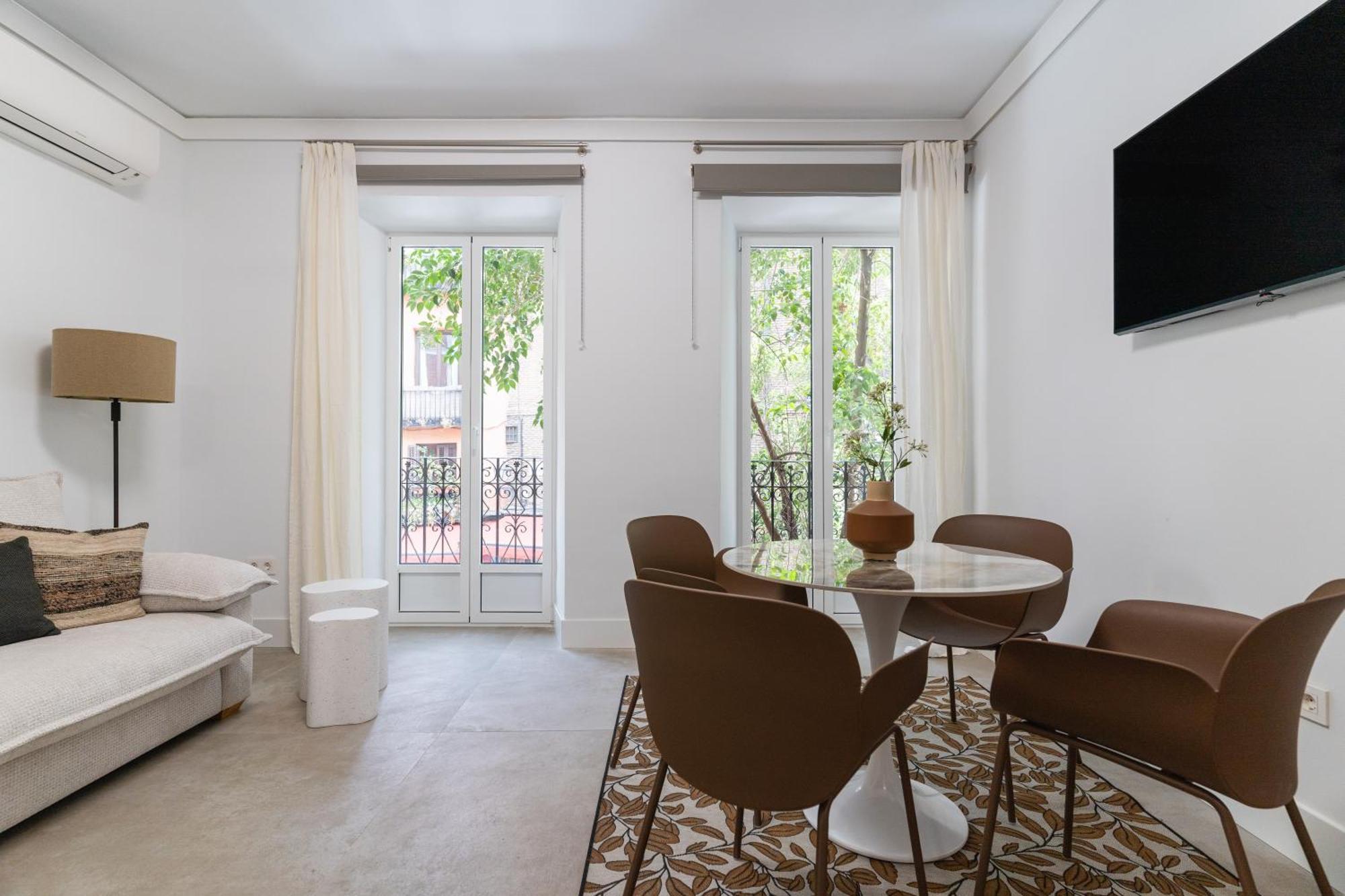 Modern And Bright-1Bedroom 2Bathrooms-La Latina Мадрид Экстерьер фото